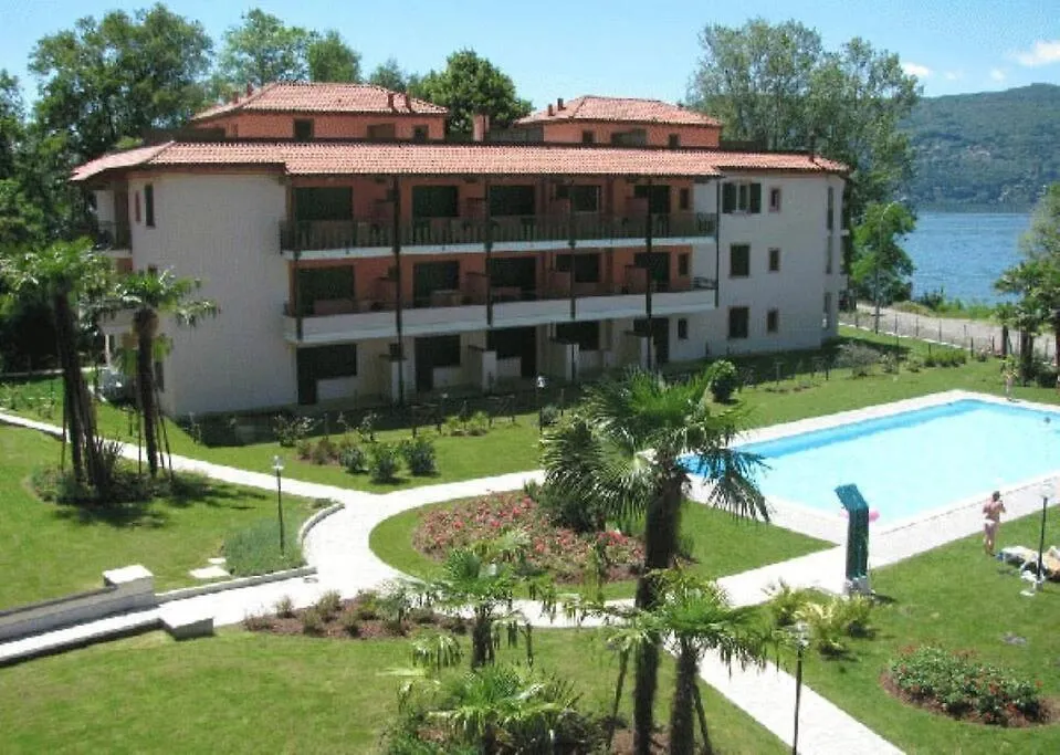 La Casa Sul Lago Monvalle Itálie