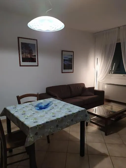 La Casa Sul Lago Monvalle Itálie